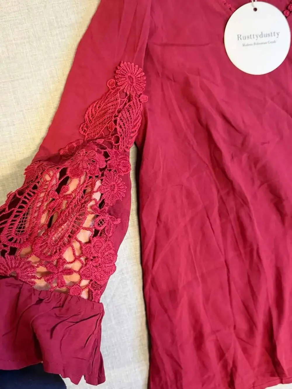 Rusttydustty Burgundy V-Neck Crochet Lace Sleeve Boho Blouse Size M - Picture 2 of 4
